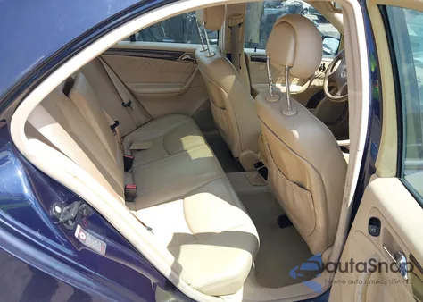 2002 Mercedes-Benz C 320 из США, поврежденный, VIN WDBRF64J22F216541